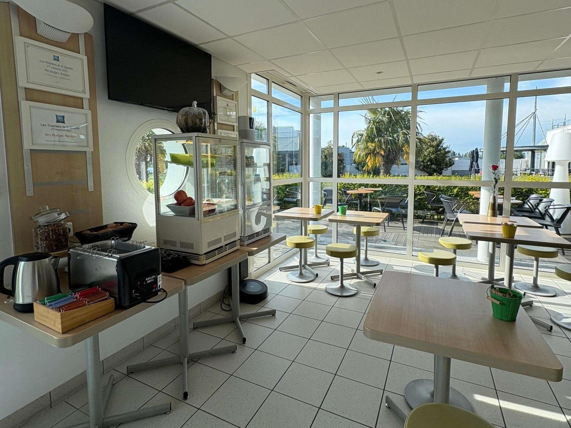 Ibis Budget Ancenis Mésanger Exterior photo